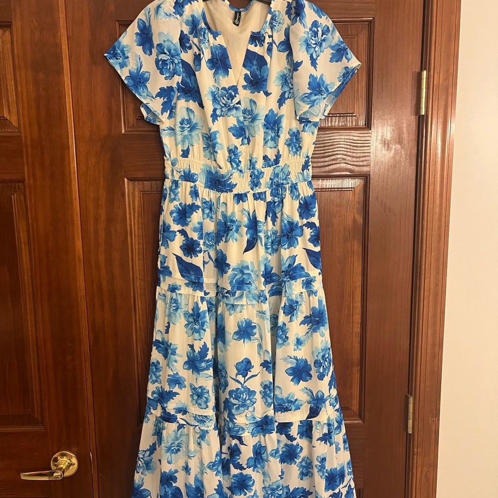 PrettyGarden Blue Floral Tiered Maxi Dress